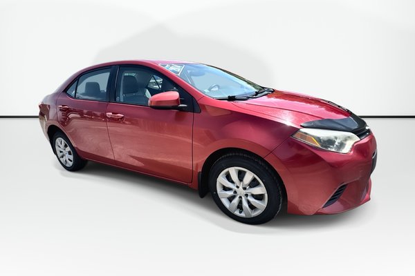 2014 Toyota Corolla LE | USB