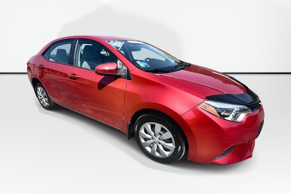 2014 Toyota Corolla LE | USB