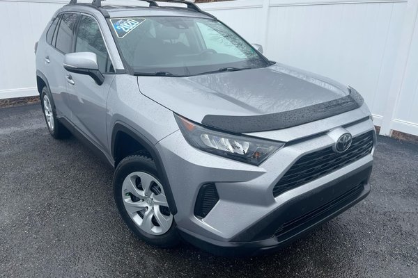 2020 Toyota RAV4 LE | Cam | USB | HtdSeats | Bluetooth | Keyless