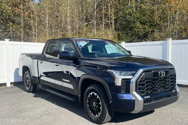 2023 Toyota Tundra Limited | Leather | Roof | Nav | Warranty to 2028