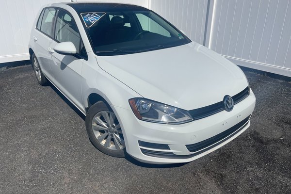 2017 Volkswagen Golf Comfortline | SunRoof | Cam | USB | HtdSeats