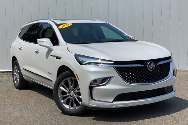 2022 Buick Enclave AVENIR | 7Pas | Roof | HtdWheel | Warranty to 2028