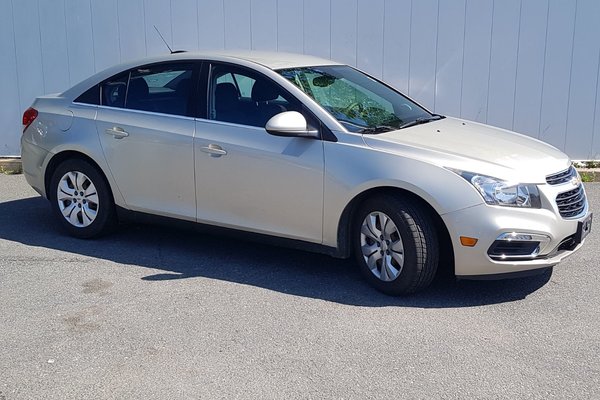 2016 Chevrolet Cruze Limited LT | Cam | Bluetooth | Aux | USB | Cruise