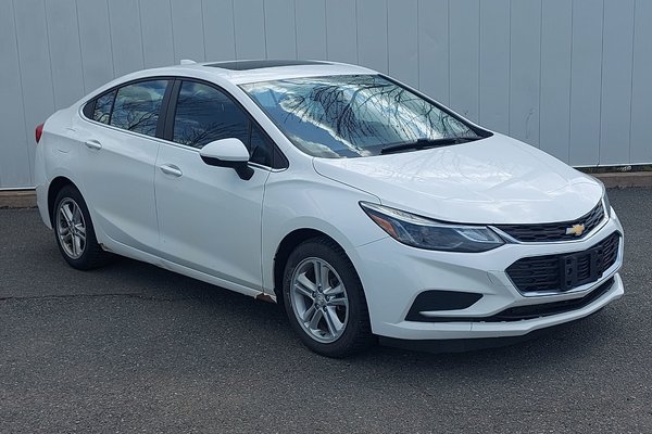 2017 Chevrolet CRUZE LT | HtdSeats | Cruise | USB | Bluetooth | CD