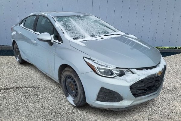 2019 Chevrolet Cruze LS | Cam | USB | Bluetooth | Keyless | PwrWindows