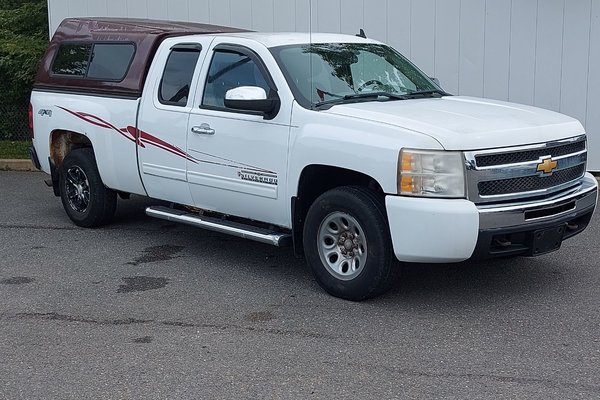 2013 Chevrolet Silverado 1500 LS Cheyenne Edition | Keyless Entry | CD | Tilt