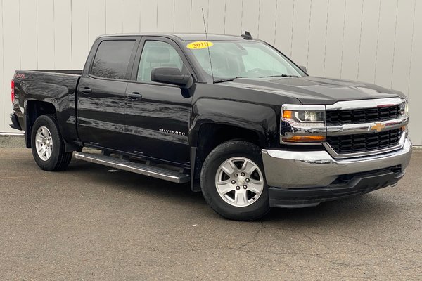 2018 Chevrolet Silverado 1500 LS | Cam | USB | XM | Bluetooth | Keyless | TowPkg