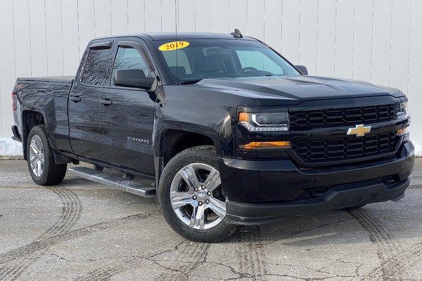 2019 Chevrolet Silverado 1500 Custom | Cam | USB | Bluetooth | Keyless | Cruise