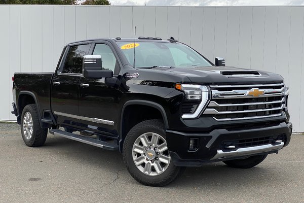 2024 Chevrolet Silverado 3500HD HIGH COUNTRY | Diesel | SunRoof | HUD | HtdWheel