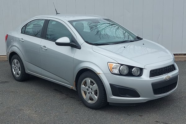 2012 Chevrolet Sonic LS | AutoLights | Tilt | AM/FM Radio | PwrLocks