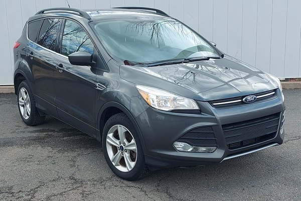 2016 Ford ESCAPE SE | HtdSeats | Cruise | Bluetooth