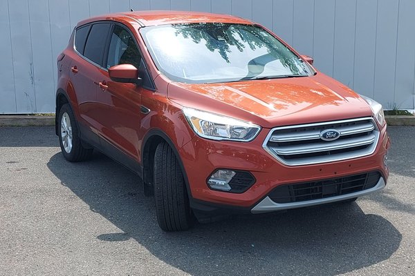 2019 Ford Escape SE | Cam | USB | HtdSeats | Bluetooth | Keyless