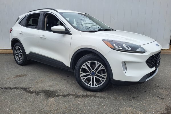 2020 Ford Escape SEL | Nav | Cam | USB | HtdSeats | Bluetooth