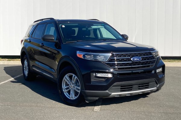 2021 Ford Explorer XLT | Cam | USB | Keyless | Warranty to 2026