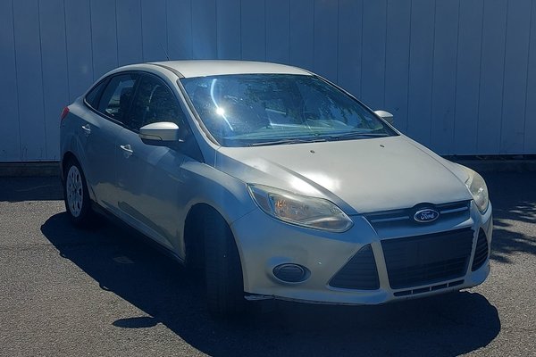 2014 Ford FOCUS SE C SE | Cruise | Aux | Tilt | AutoHeadlights
