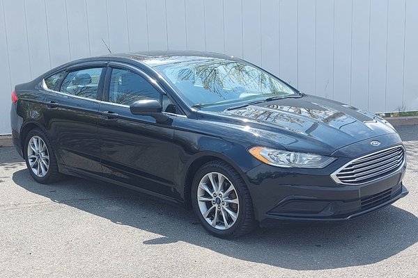 2017 Ford Fusion SE | Roof | Bluetooth | Cruise | Keyless | XM