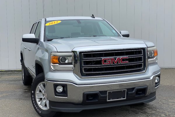 2015 GMC Sierra 1500 SLE | Cam | Keyless | Cruise | Pickup Box