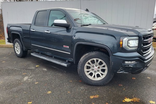 2017 GMC Sierra 1500 SLT | Leather | Cam | USB | Bluetooth | Keyless