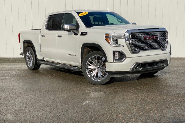 2022 GMC Sierra 1500 Denali | Leather | SunRoof | XM | Warranty to 2027