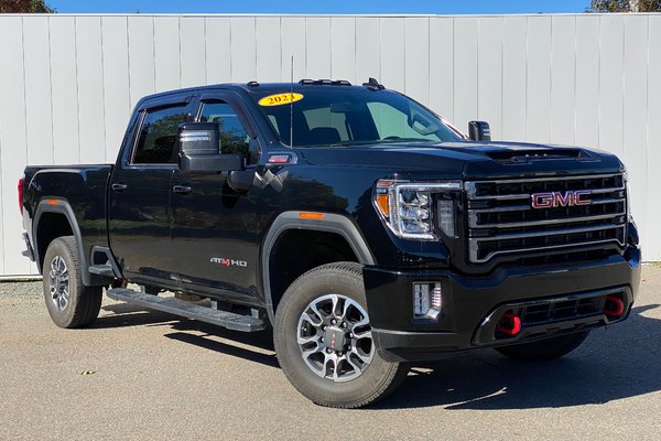 2023 GMC Sierra 3500 HD CREW CAB | Diesel | Cam | Warranty to 2027