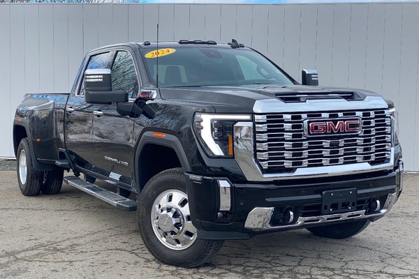 2024 GMC Sierra 3500HD Denali | DIESEL | Dually | Lthr | Warranty to 2028