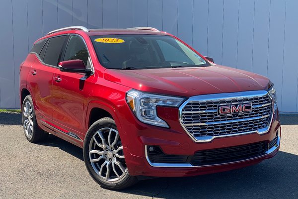 2023 GMC Terrain DENALI | SunRoof | Cam | USB | Warranty to 2028