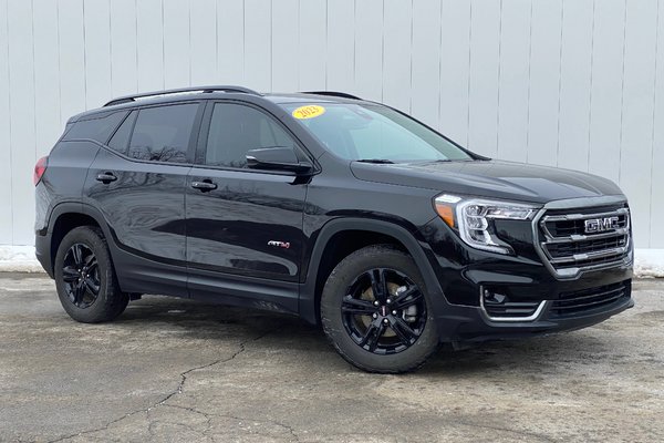 2024 GMC Terrain AT4 | Leather | SunRoof | Cam | Warranty to 2029