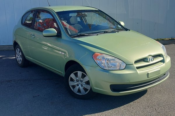 2010 Hyundai Accent GL | Cruise | CD | AUX | Tilt | PwrWindows