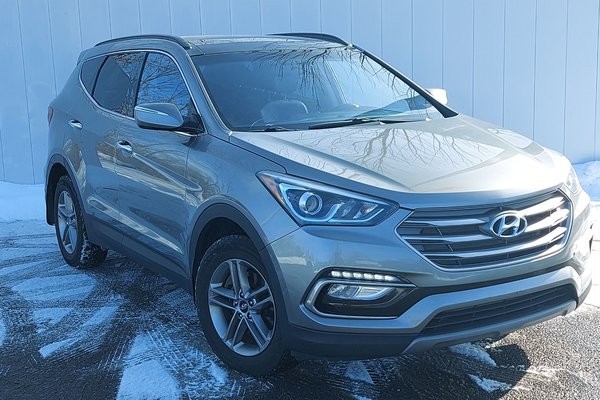 2017 Hyundai Santa Fe Sport SE | Roof | Cam | HtdSeat | Bluetooth | USB | Lthr
