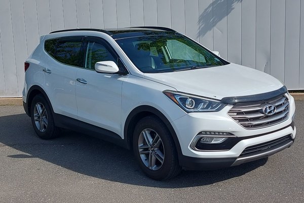2017 Hyundai Santa Fe Sport SE | Leather | HtdSeats | Cam | USB | Roof