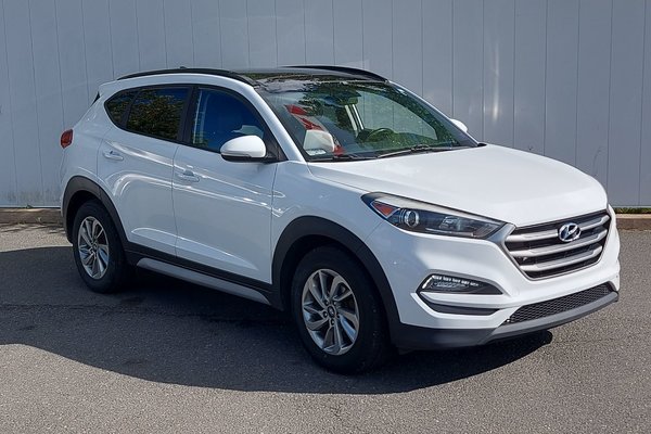 2018 Hyundai Tucson Noir | HtdSeats | Cam | USB | Roof | Bluetooth
