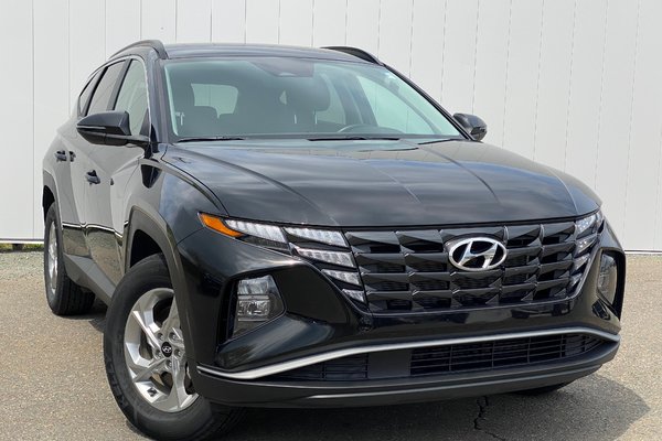 2024 Hyundai Tucson Preferred | SunRoof | Cam | USB | Warranty to 2029