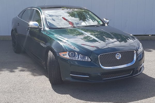 2013 Jaguar XJ XJL Portfolio | Leather | Roof | Cam | Nav | USB