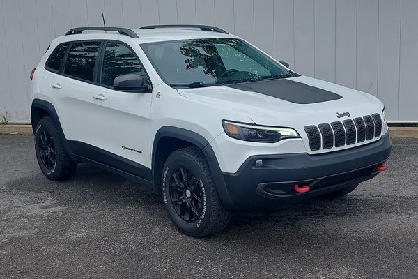 2020 Jeep Cherokee Trailhawk | Lthr | Bluetooth | Keyless | HtdSeats