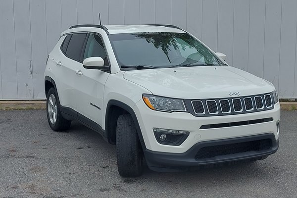2018 Jeep Compass North | Keyless | XM | Bluetooth | USB | Rails