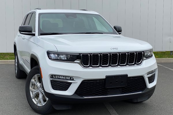 2023 Jeep Grand Cherokee Lmited | Leather | Roof | Cam | Warranty to 2028
