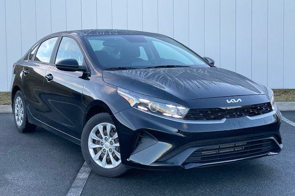 2023 Kia Forte LX | Cam | USB | HtdSeats | Warranty to 2027