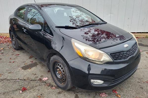 2013 Kia Rio LX | USB | Bluetooth | AM/FM | CD | Auto