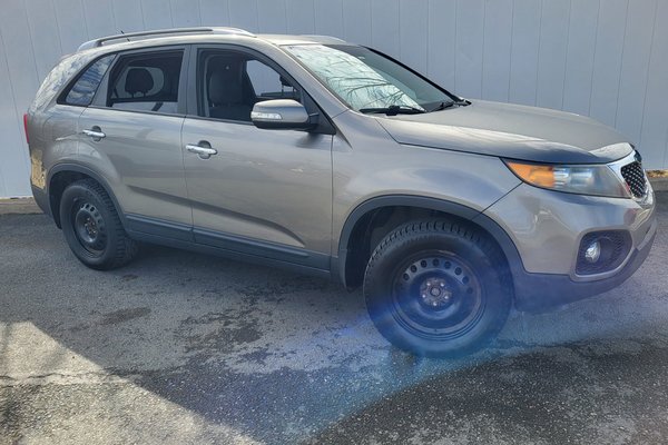 2011 Kia Sorento LX | USB | HtdSeats | Bluetooth | Keyless | Cruise