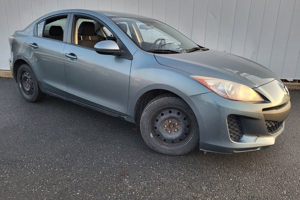 2013 Mazda Mazda3 GX | 5-Spd | USB | CD | Keyless | PwrWindows