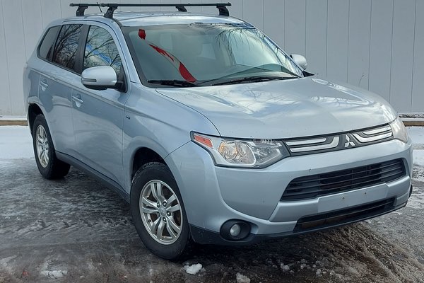2014 Mitsubishi Outlander SE | HtdSeats | Cruise | Cam | USB