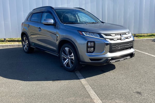 2025 Mitsubishi RVR SEL | Cam | USB | HtdSeats | Warranty to 2035