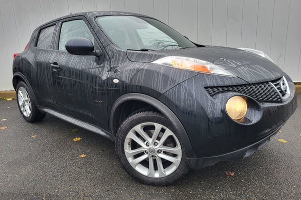 2014 Nissan Juke SV | Bluetooth | Keyless | Cruise | PwrWindows