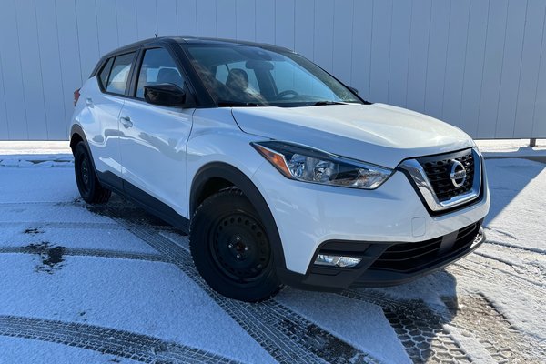 2020 Nissan Kicks SV | Cam | USB | HtdSeats | Warranty to 2025