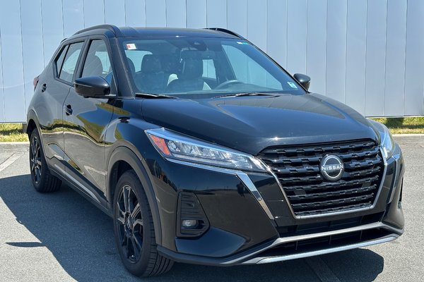 2022 Nissan Kicks SR | Cam | USB | Keyless | Warranty to 2027