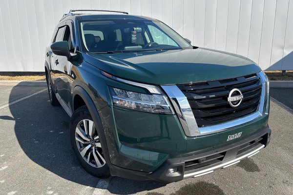 2022 Nissan Pathfinder SL | 4WD | Leather | SunRoof | Warranty to 2026