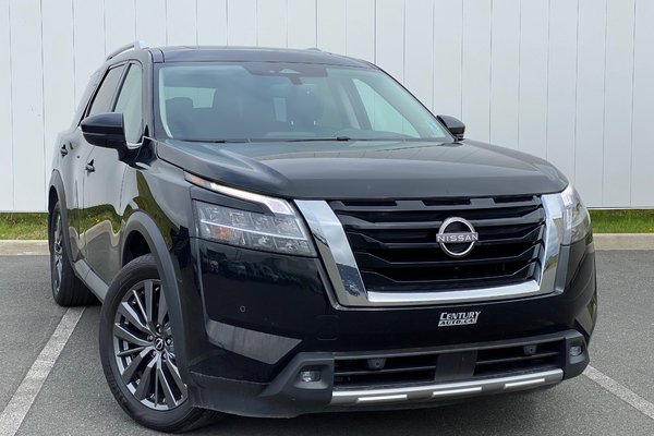 2022 Nissan Pathfinder SL | Leather | SunRoof | Cam | Warranty to 2026