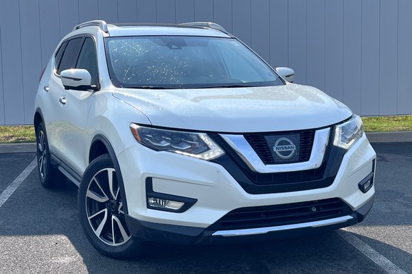 2017 Nissan Rogue SL PLATINUM | Leather | MoonRoof | Cam | Cruise