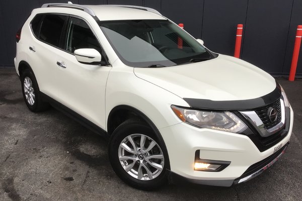 2018 Nissan Rogue SV | AWD | HtdSeats | BackCam |Warranty to 2023