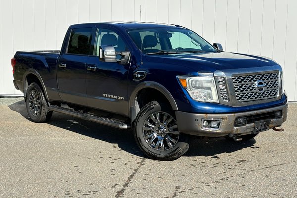 2016 Nissan Titan XD Platinum Reserve | Leather | Nav | Cam | USB | XM